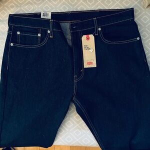 Levi’s 512